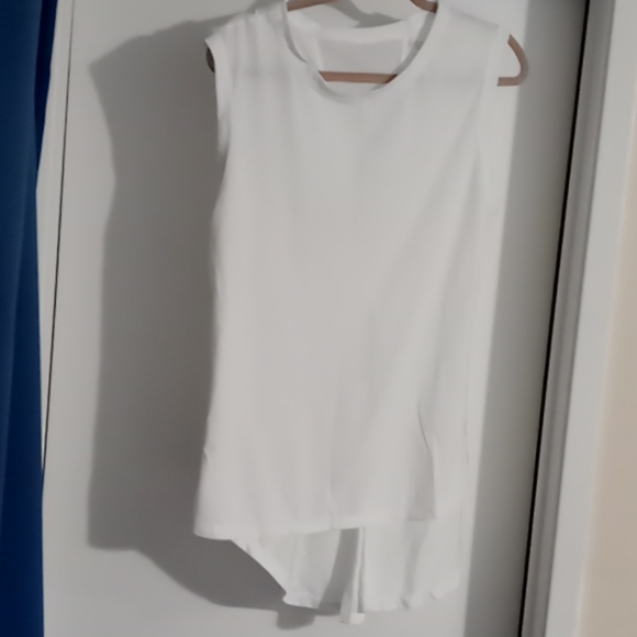 Danskin large tank top - Picture 1 of 4